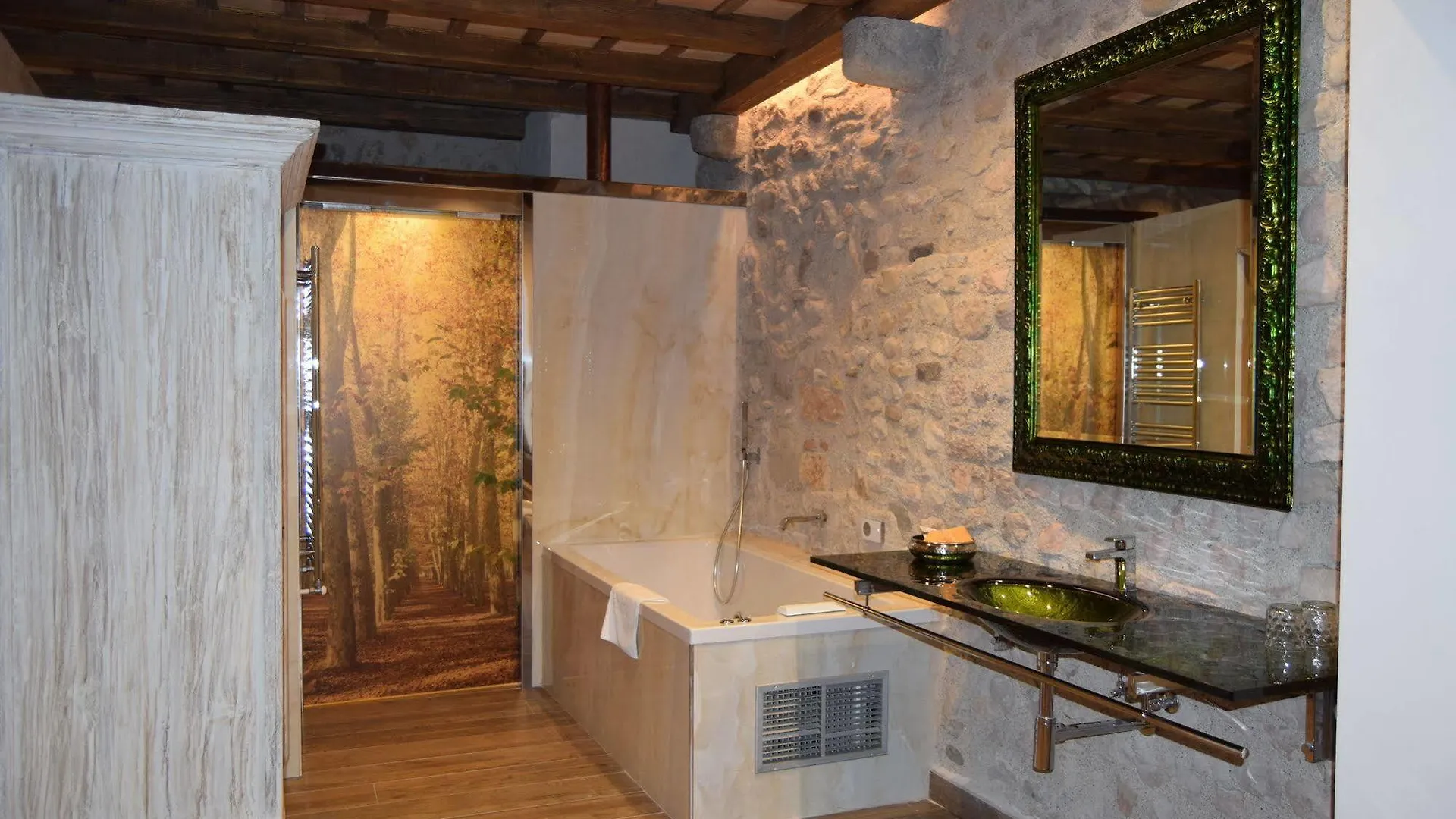 Apartments Historic Girona 4*,